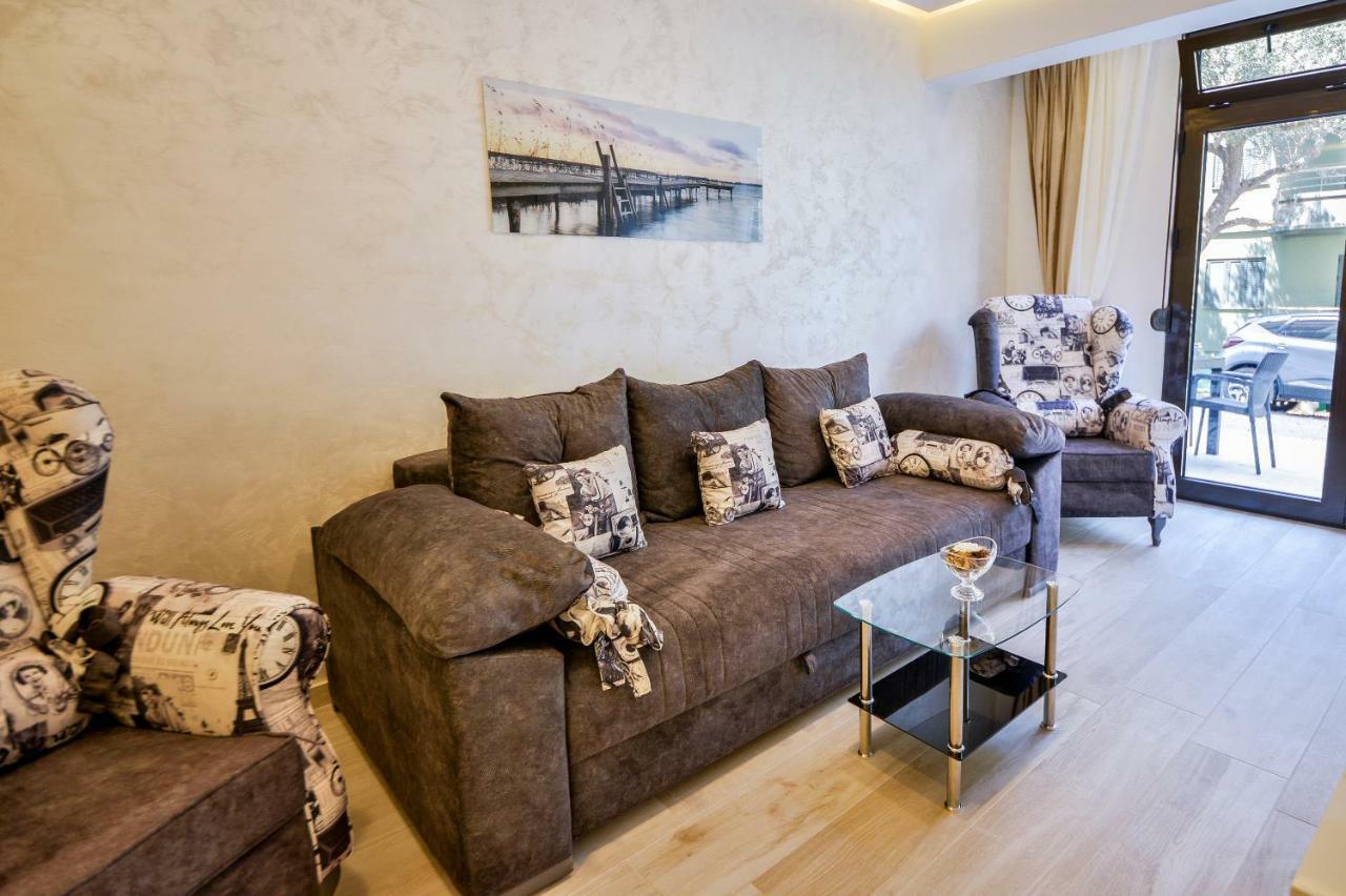 Brand New Apartments Ilha Sveti Stefan Exterior foto
