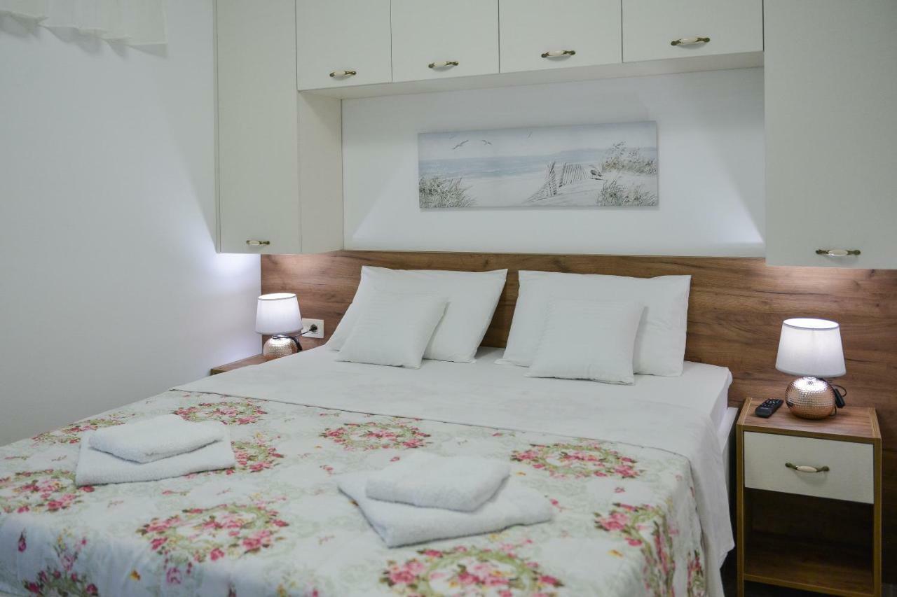 Brand New Apartments Ilha Sveti Stefan Exterior foto